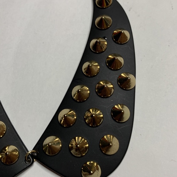 Women Necklace - Picture 2 of 5